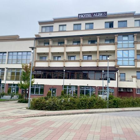 Hotel Alfa Giraltovce Ngoại thất bức ảnh