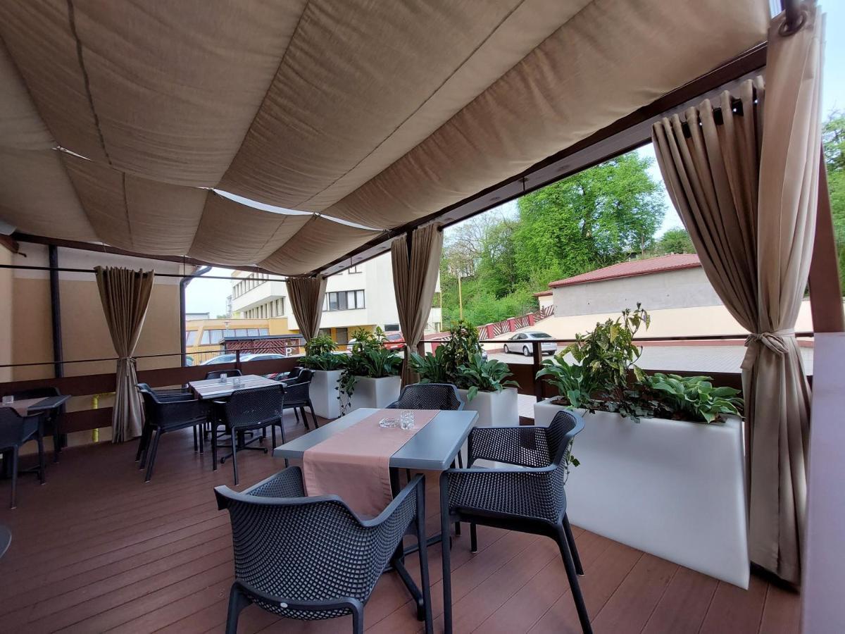 Hotel Alfa Giraltovce Ngoại thất bức ảnh