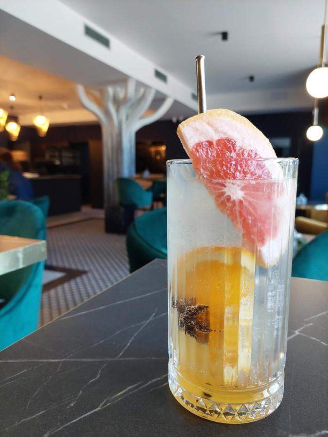 Hotel Alfa Giraltovce Ngoại thất bức ảnh