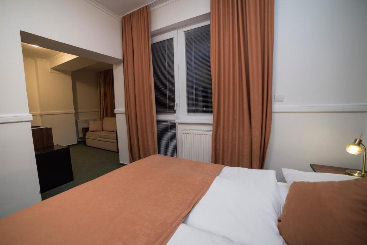 Hotel Alfa Giraltovce Ngoại thất bức ảnh